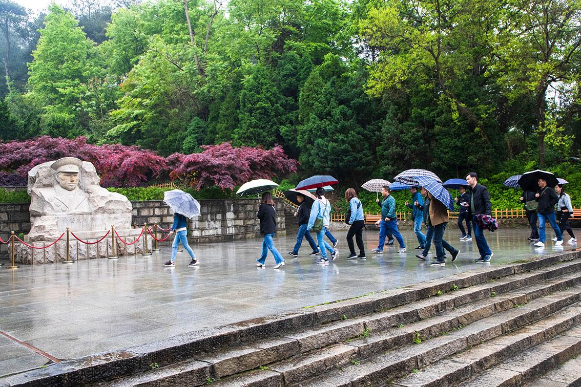 大别山自然美景与音乐交融之旅，免费伴奏下载指南